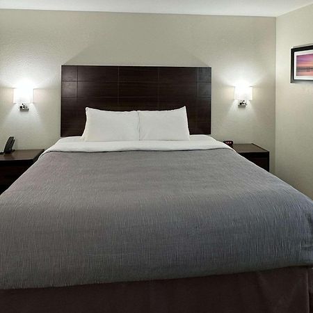 Quality Inn Салфер Екстер'єр фото